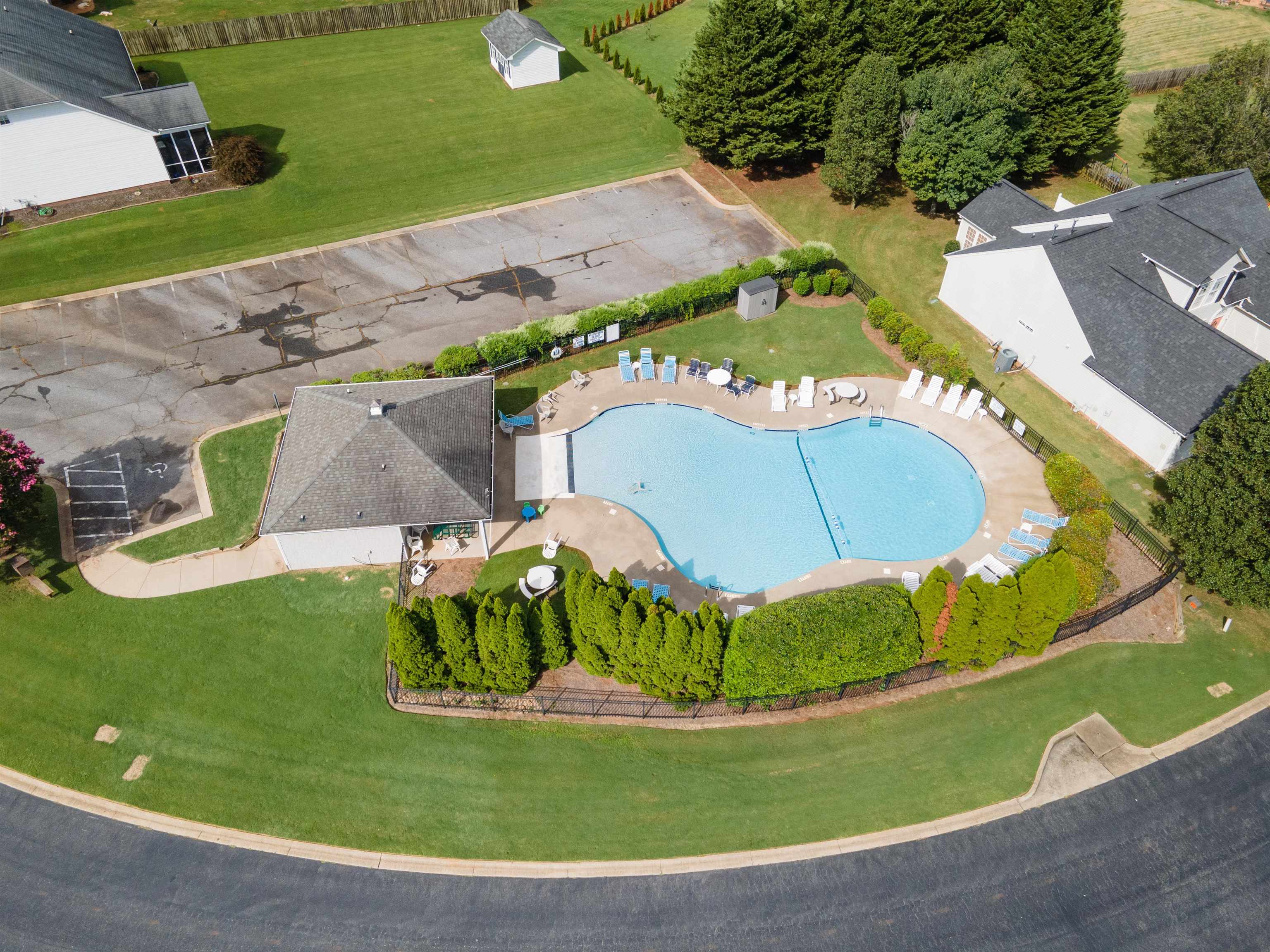 175 Castleton Circle