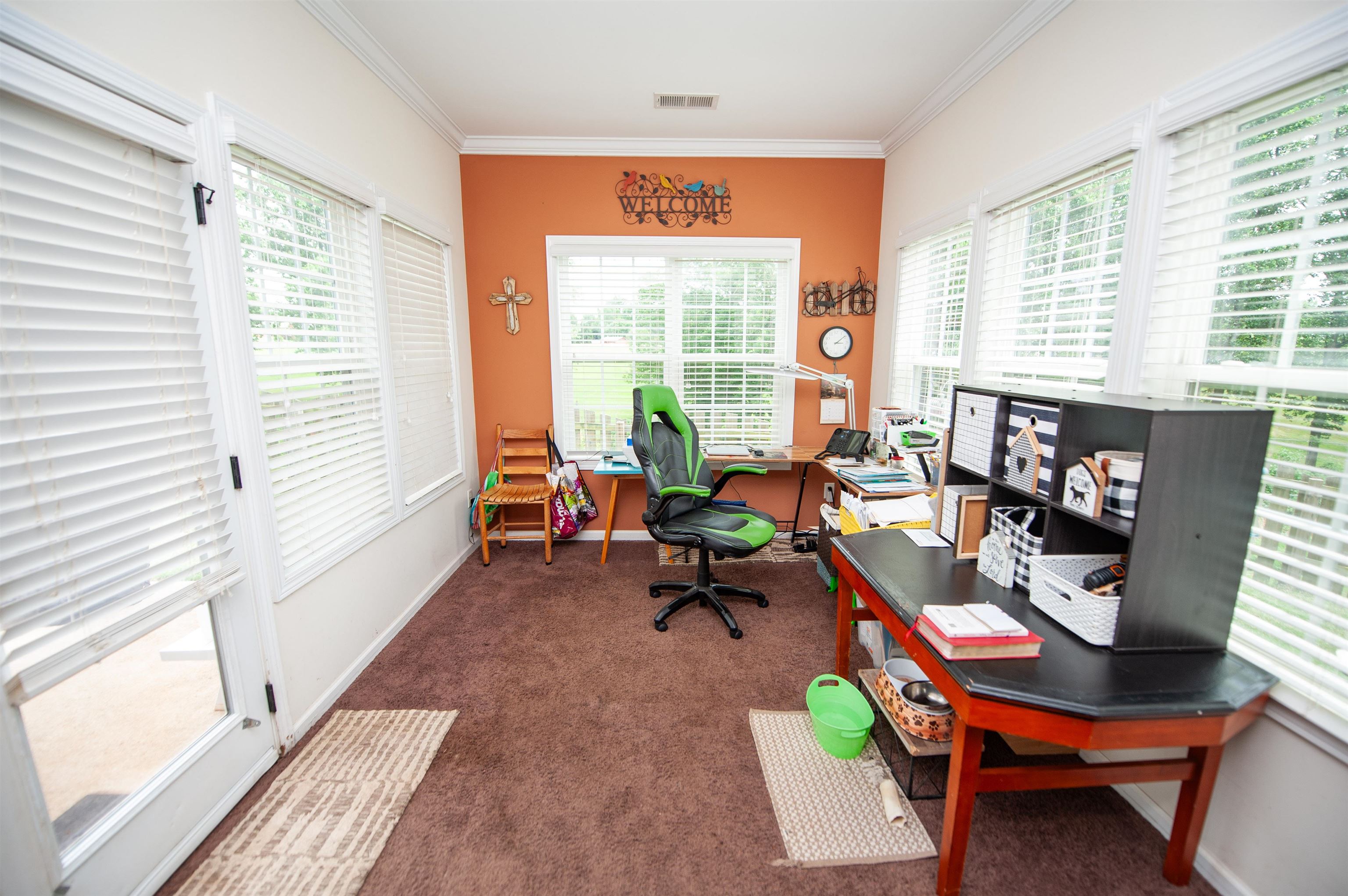 175 Castleton Circle