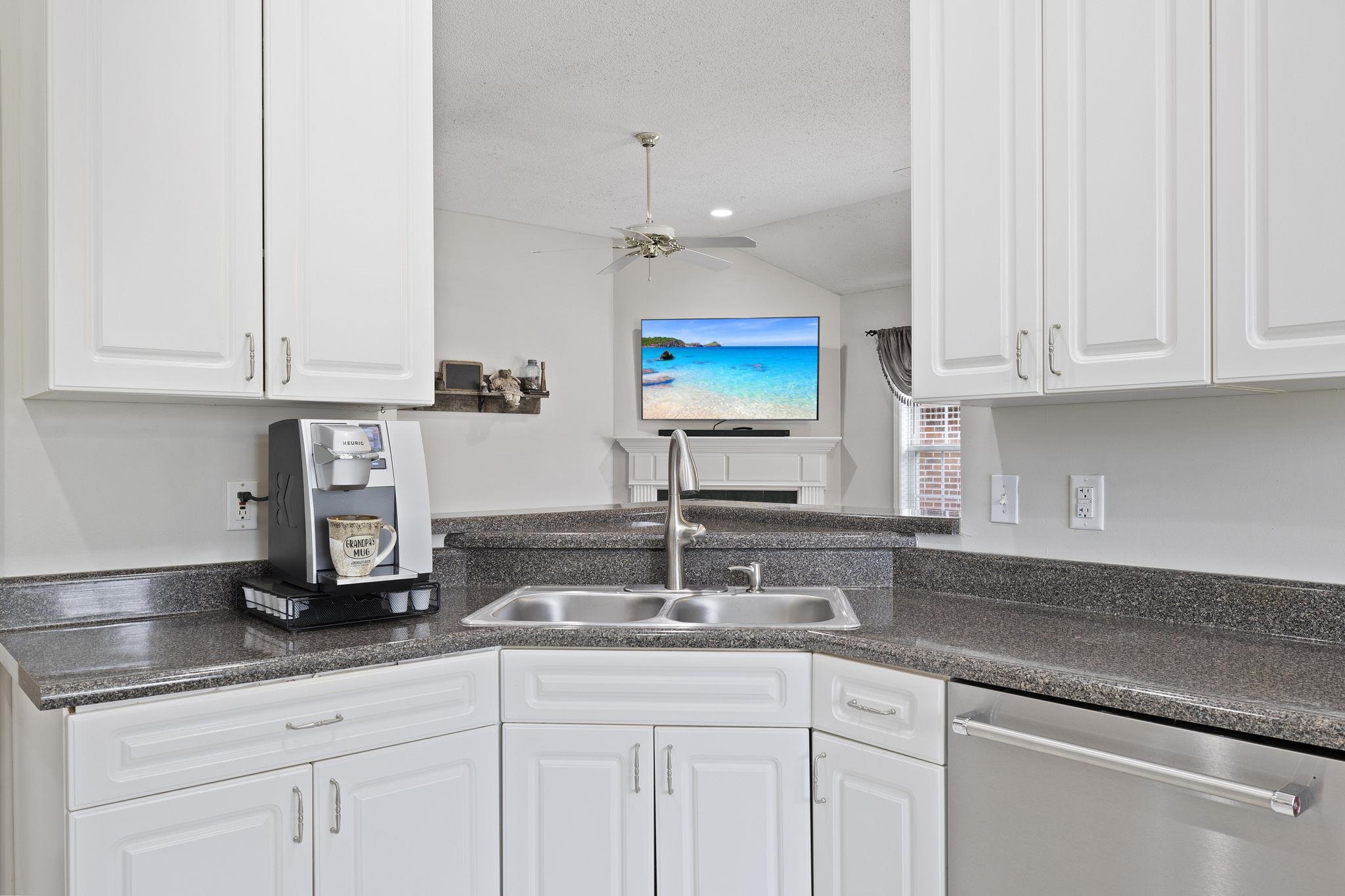 436 Rambling Rose Way