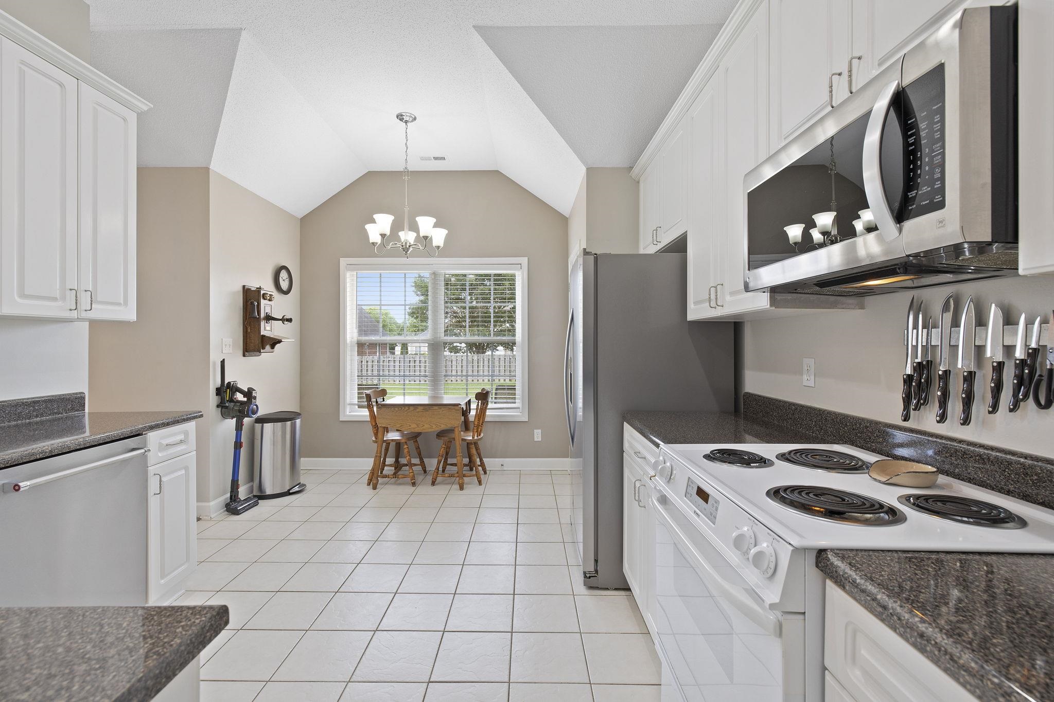 436 Rambling Rose Way