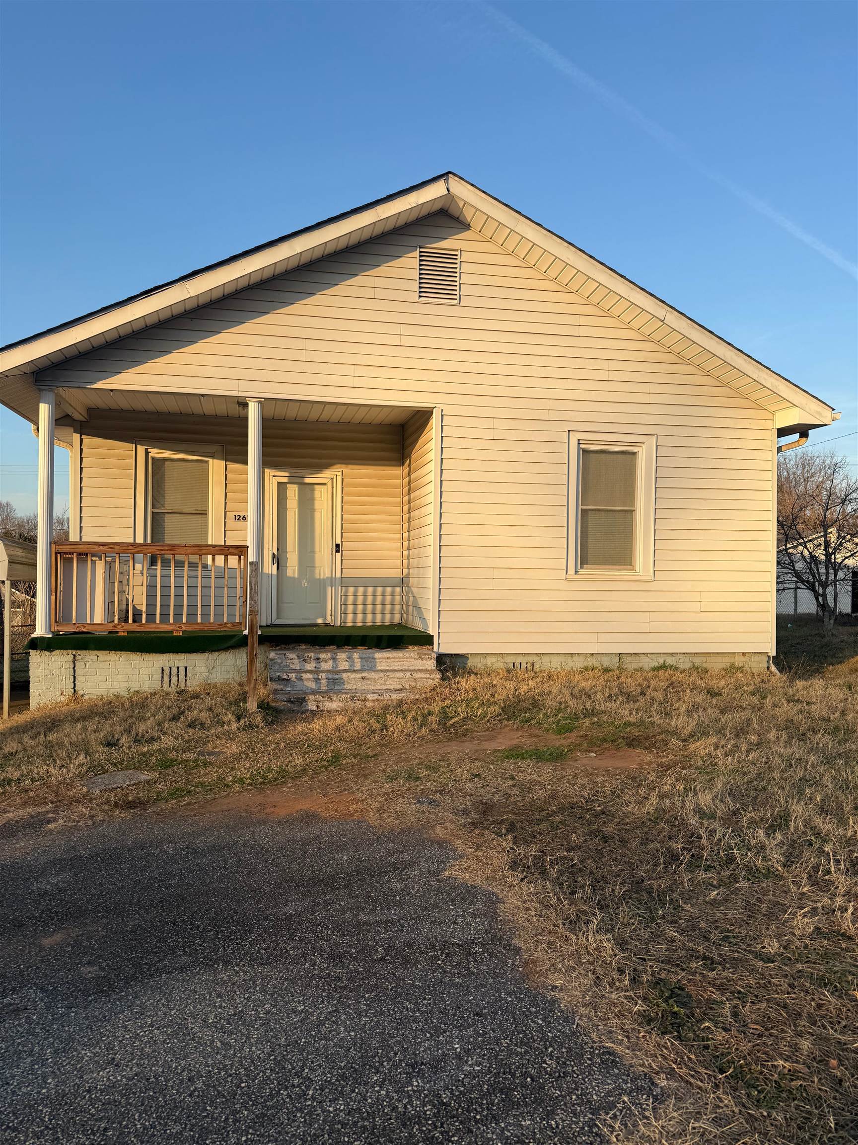 1261 Upper Valley Falls Rd