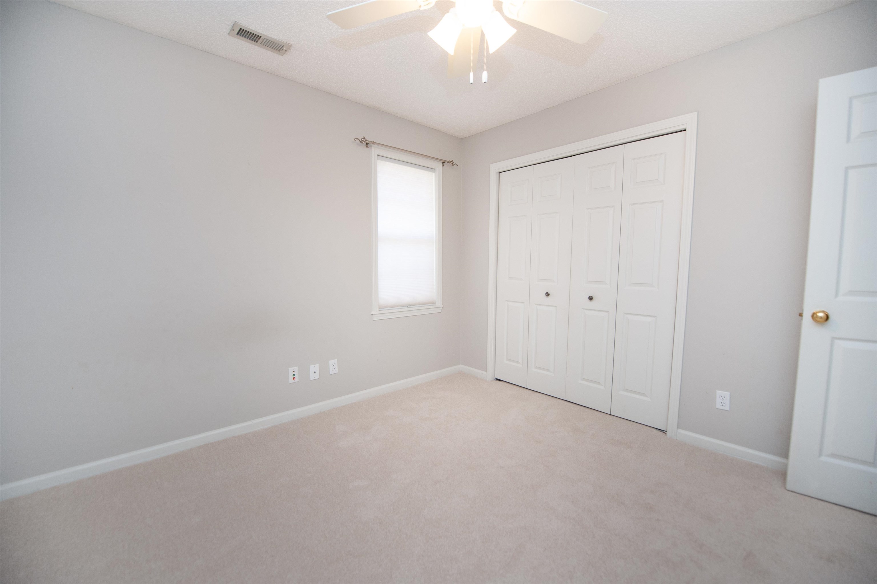 372 W Autumn Ridge Road