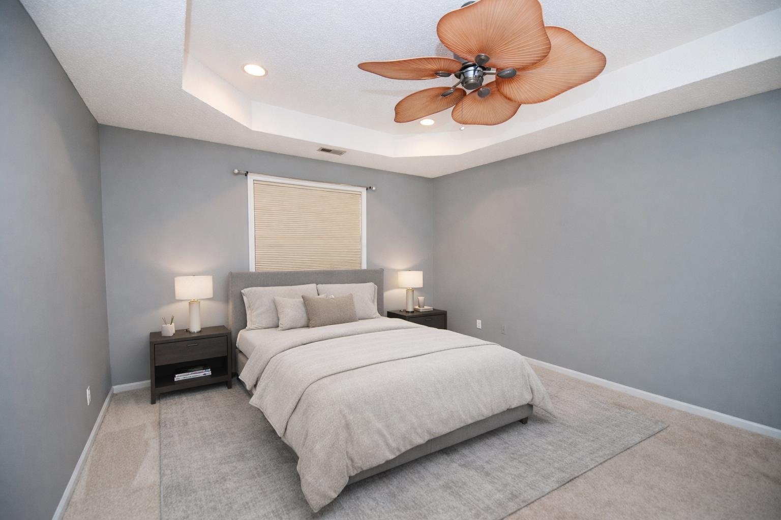 372 W Autumn Ridge Road