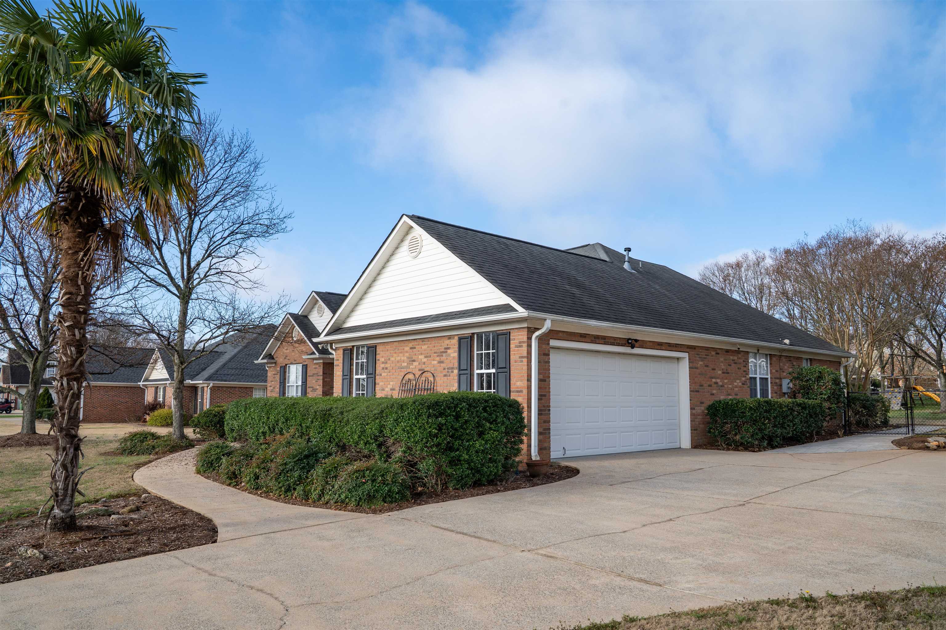 372 W Autumn Ridge Road