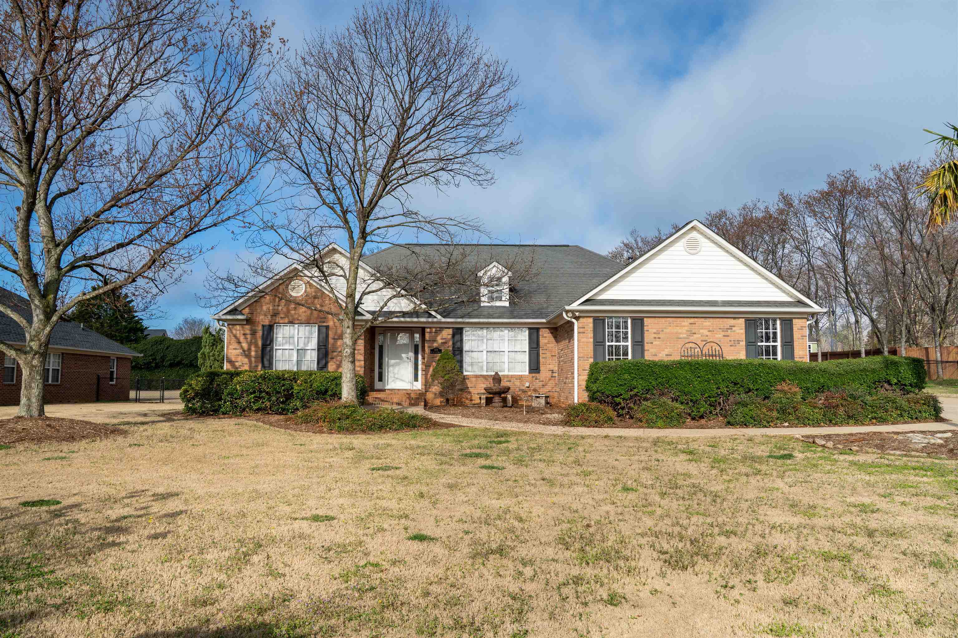 372 W Autumn Ridge Road