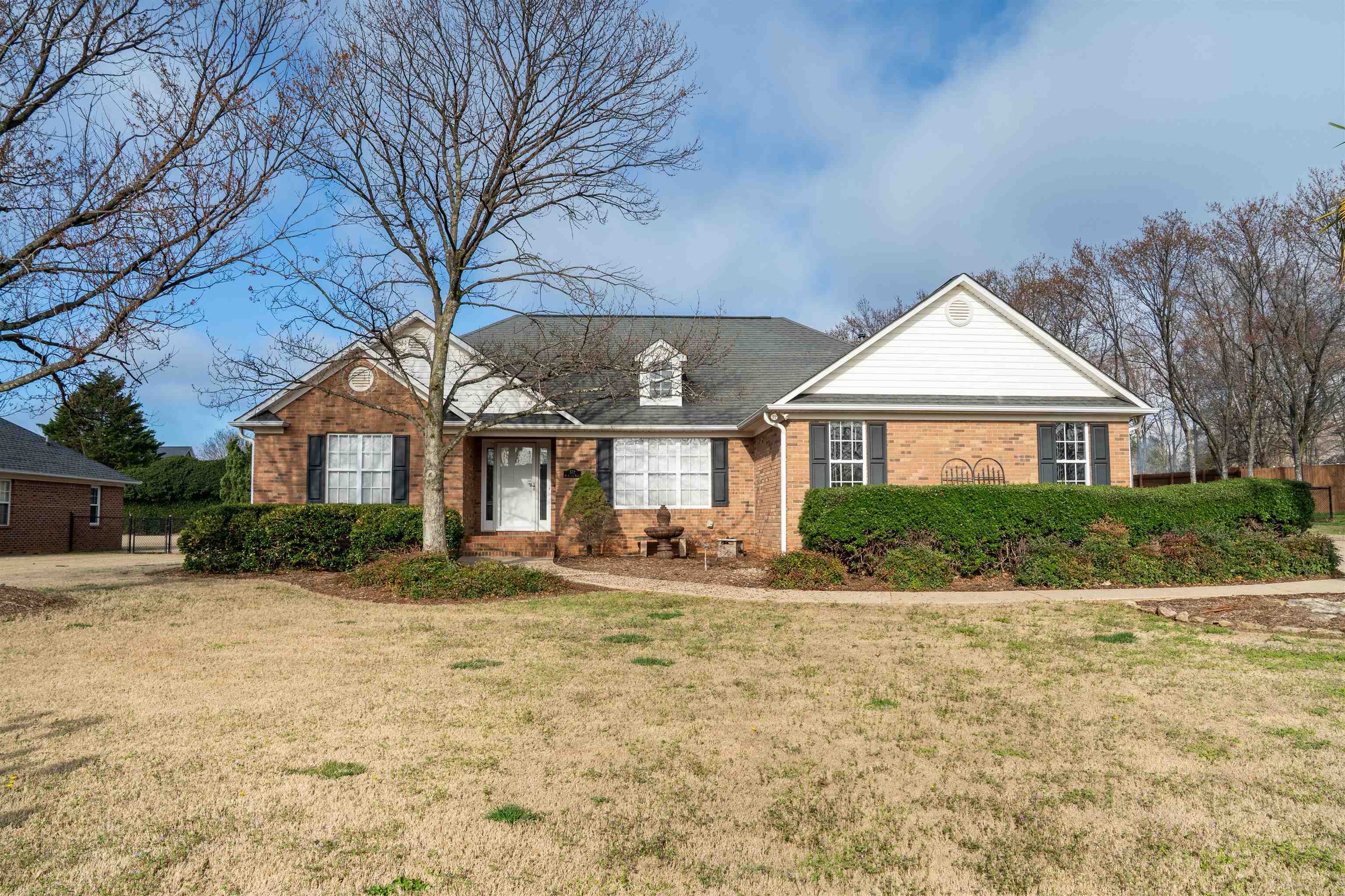 372 W Autumn Ridge Road