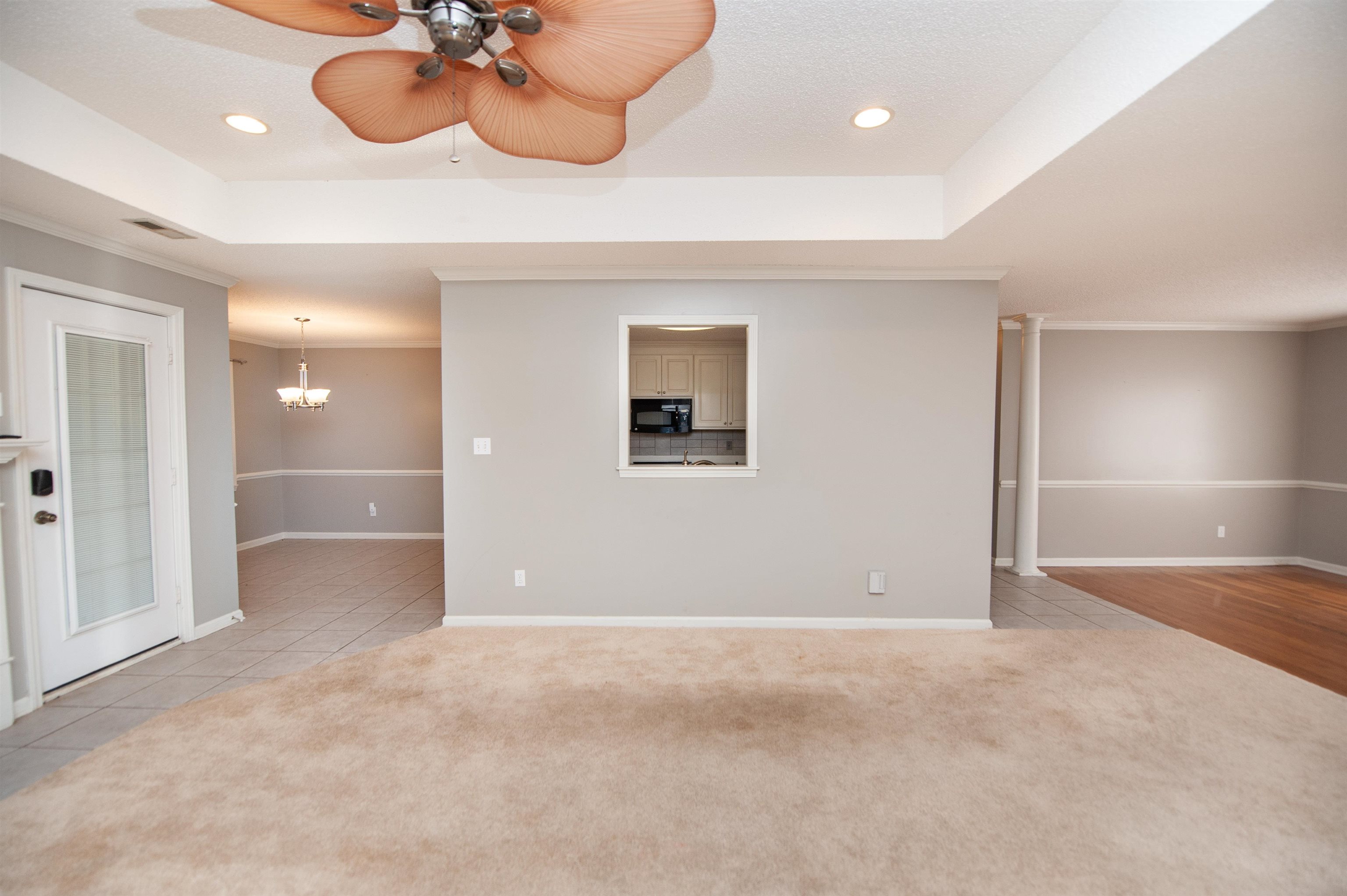 372 W Autumn Ridge Road