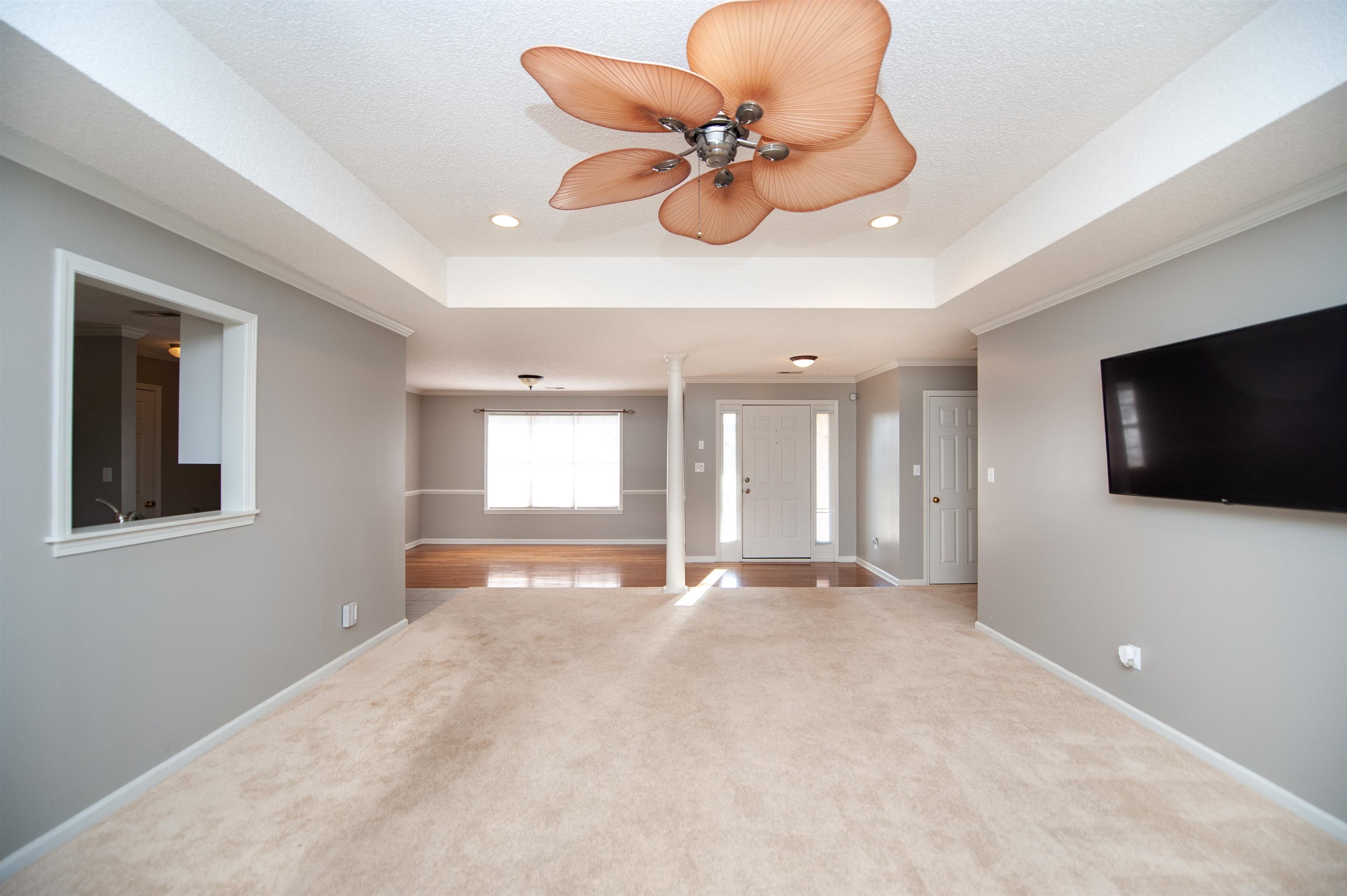 372 W Autumn Ridge Road