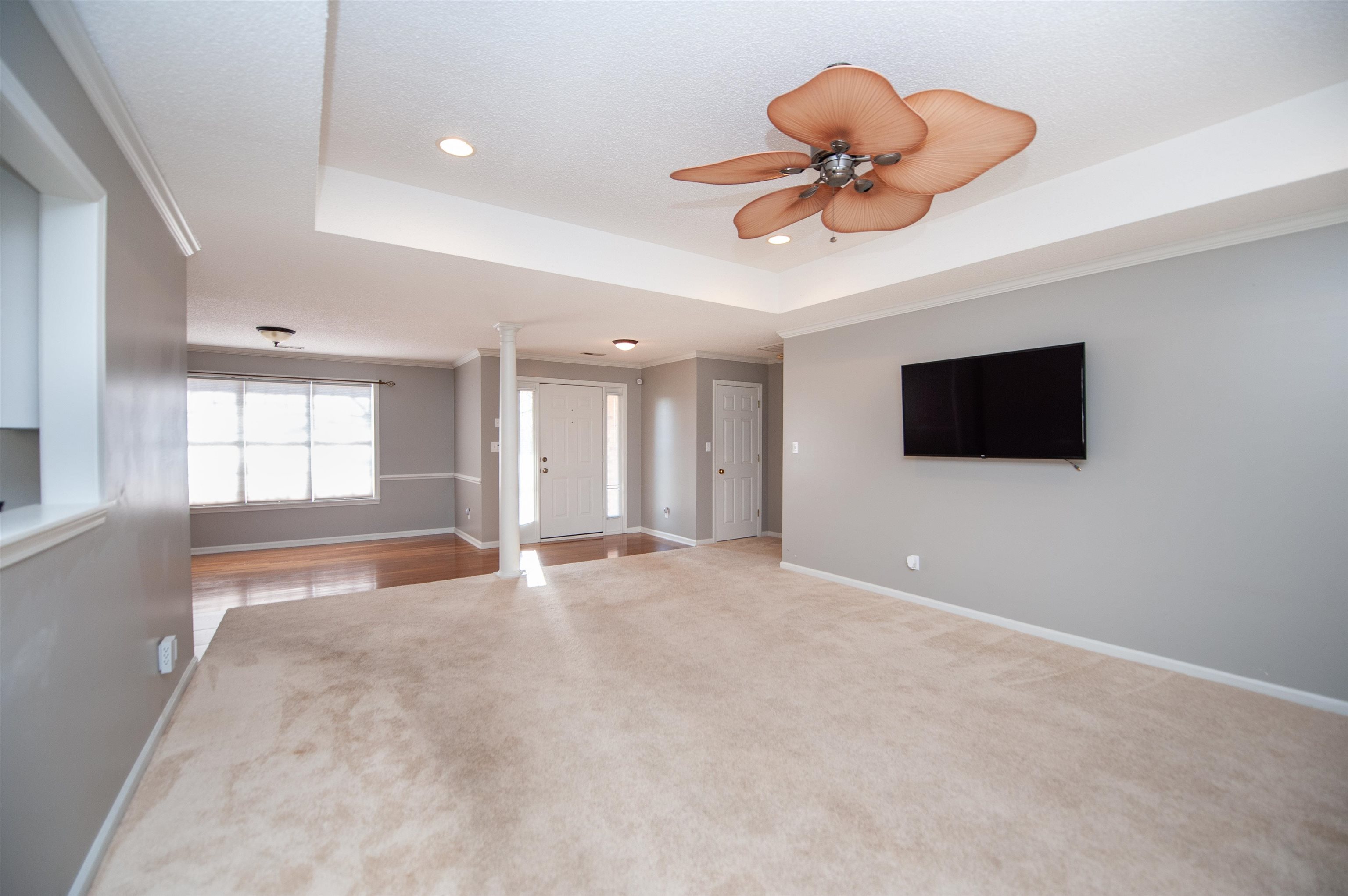 372 W Autumn Ridge Road