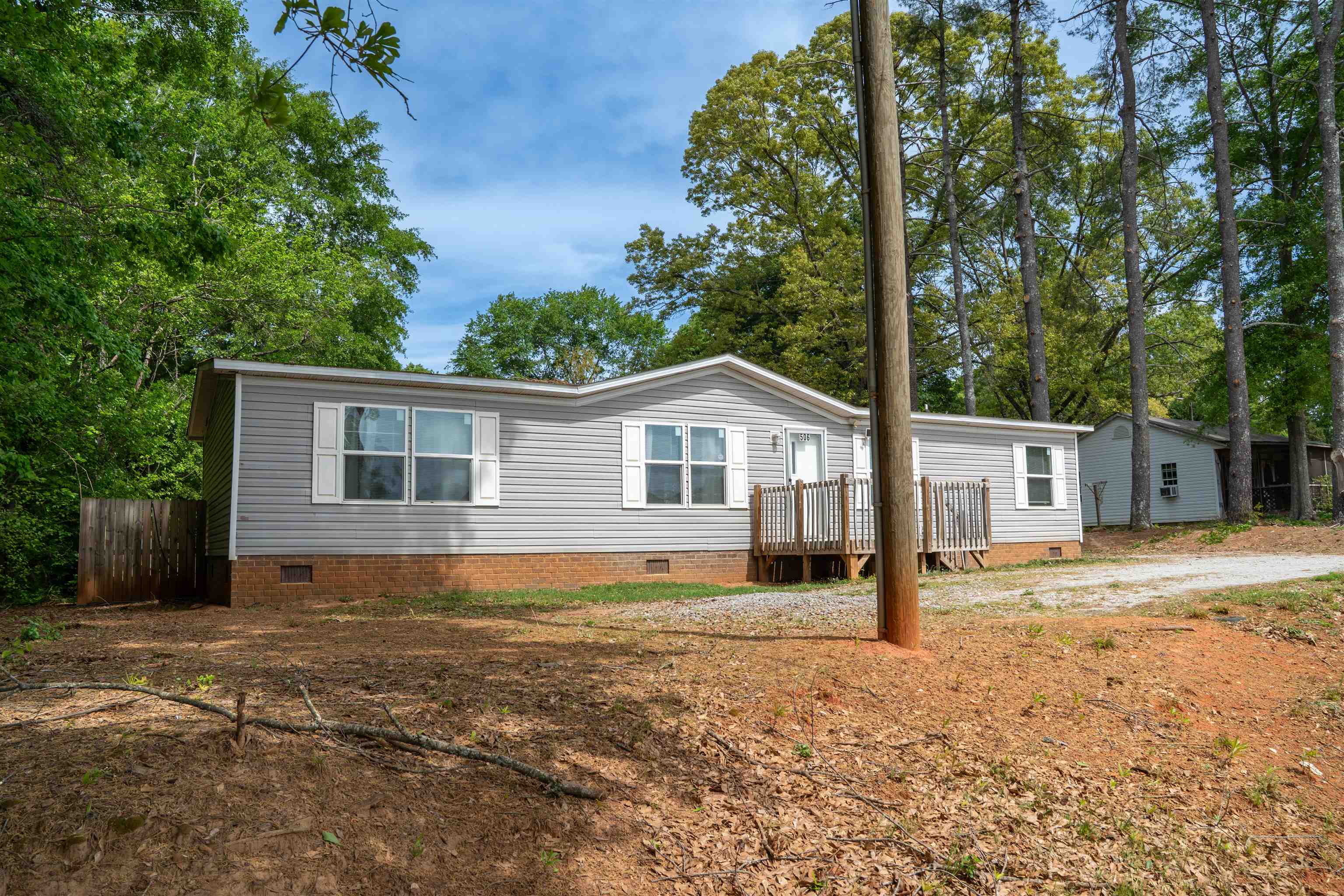 506 W Manning Street