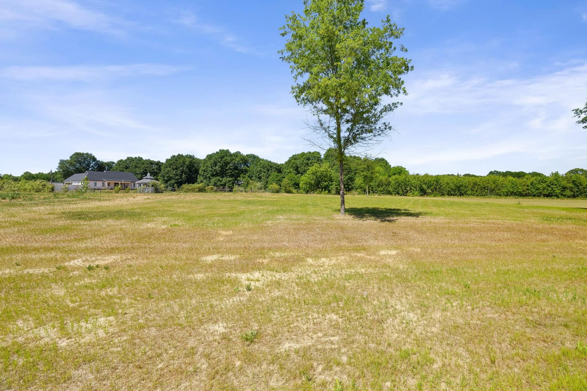 1452 Stateline Road