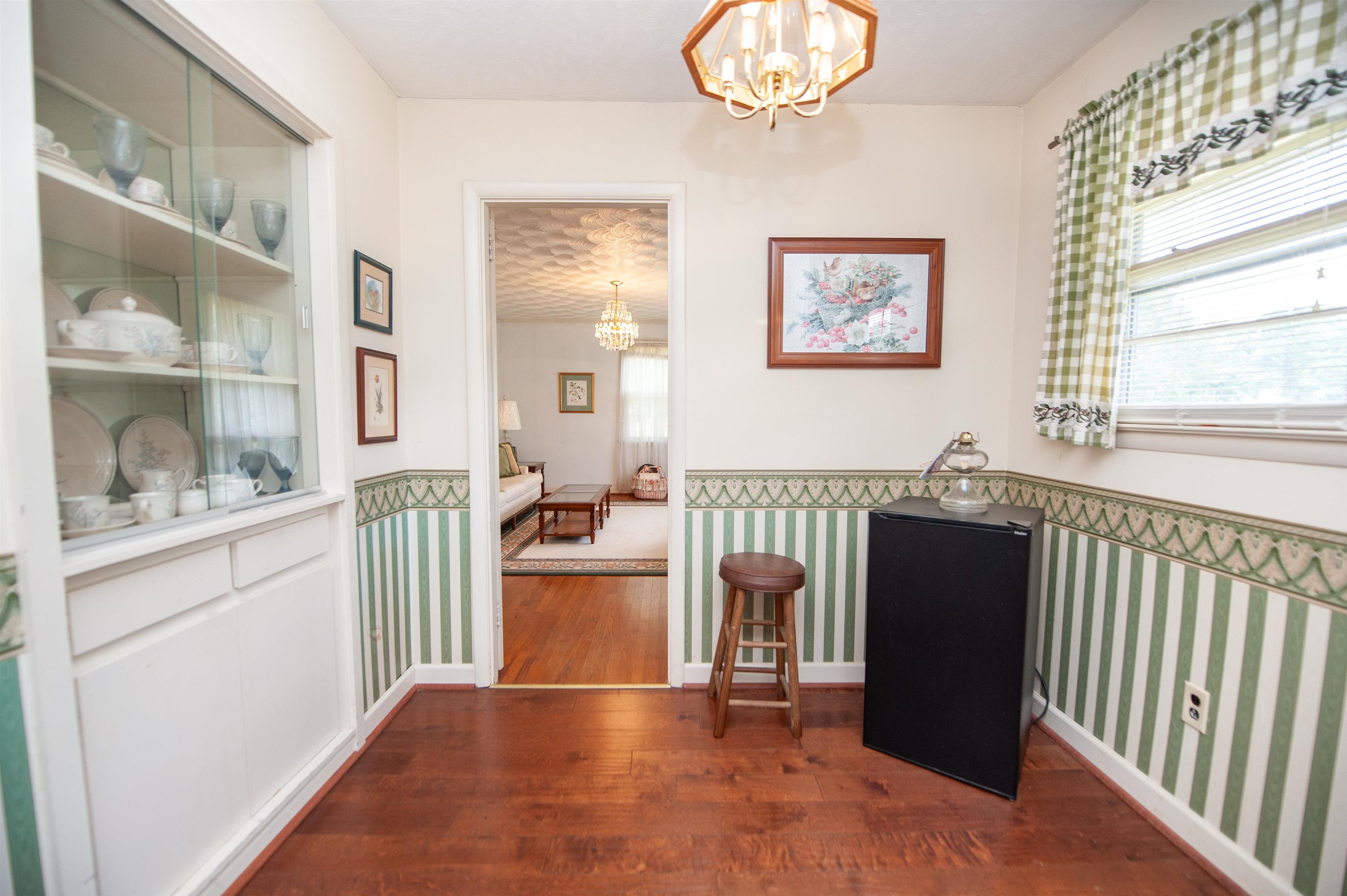 607 Vanney Circle