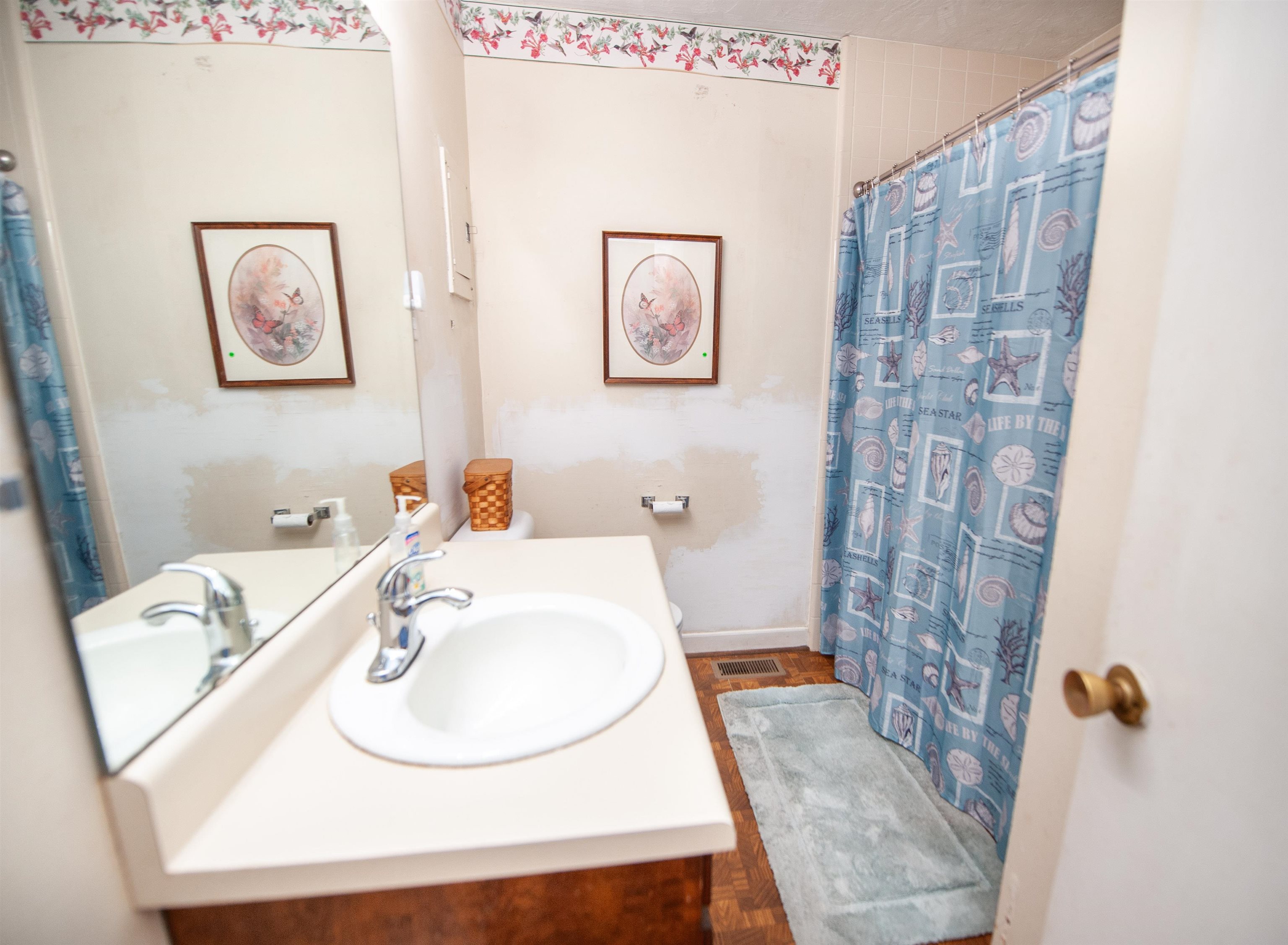 607 Vanney Circle