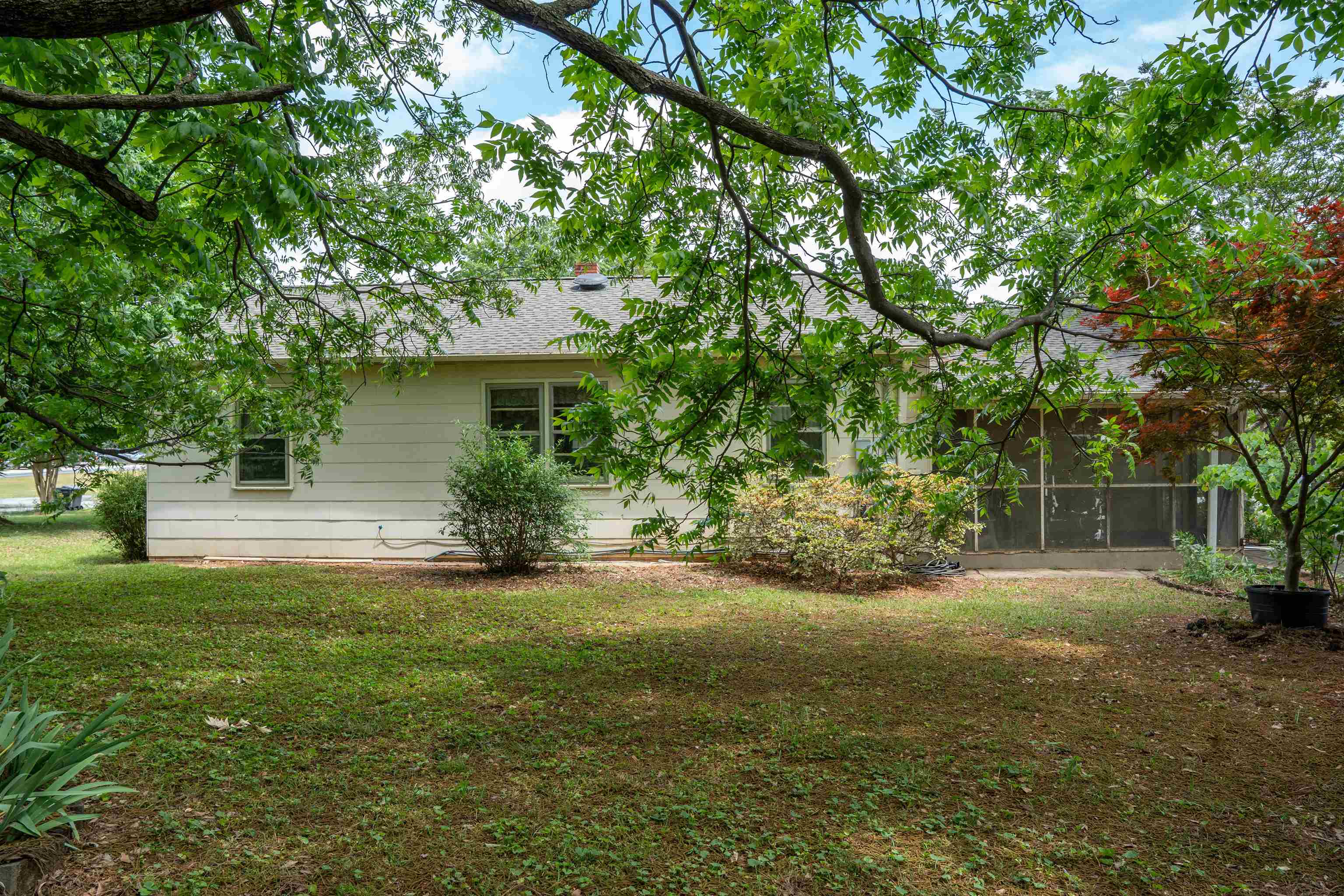 607 Vanney Circle