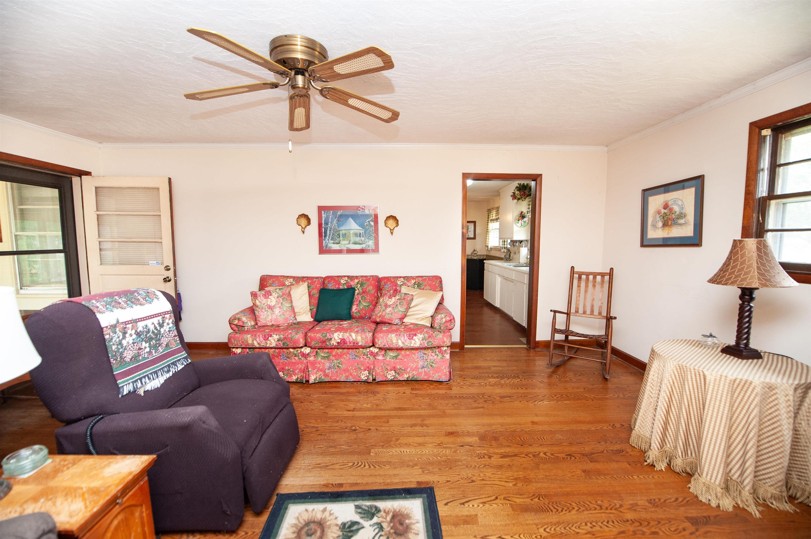 607 Vanney Circle