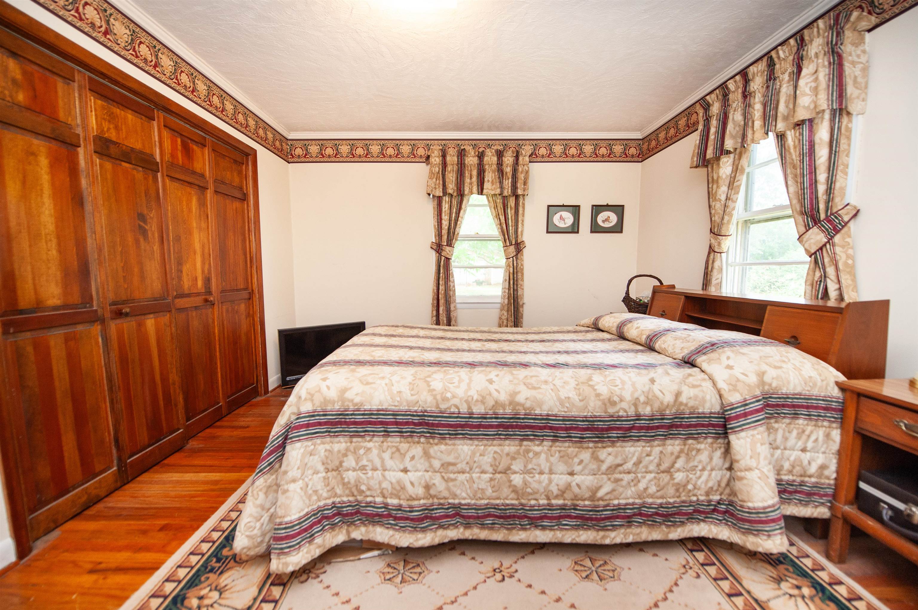 607 Vanney Circle