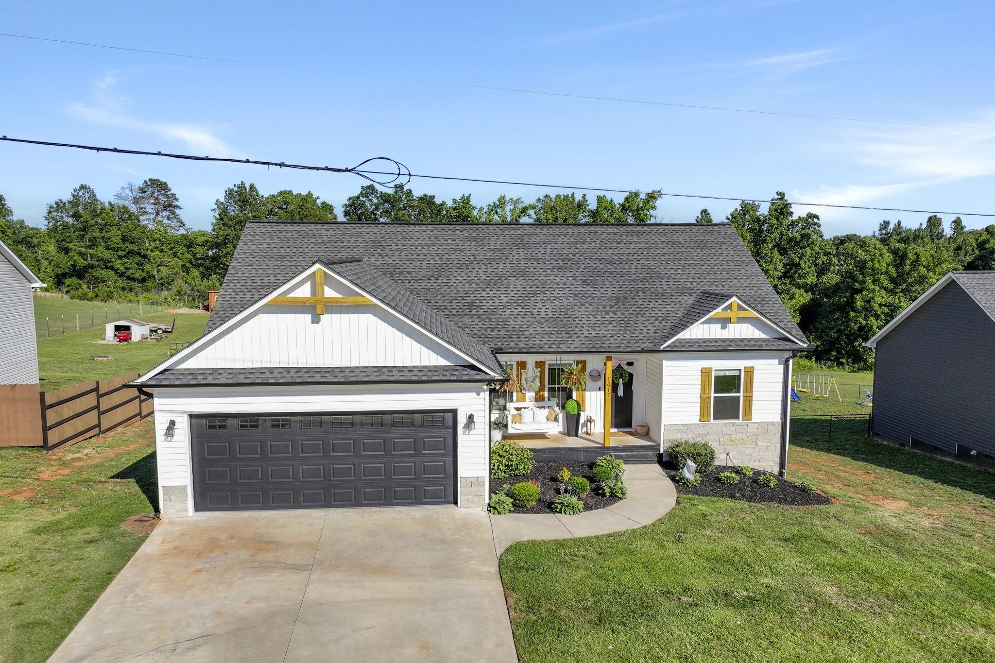 1017 Mason Rd Road