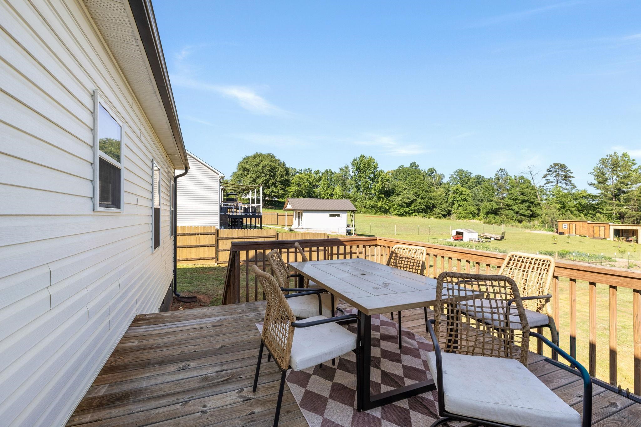 1017 Mason Rd Road