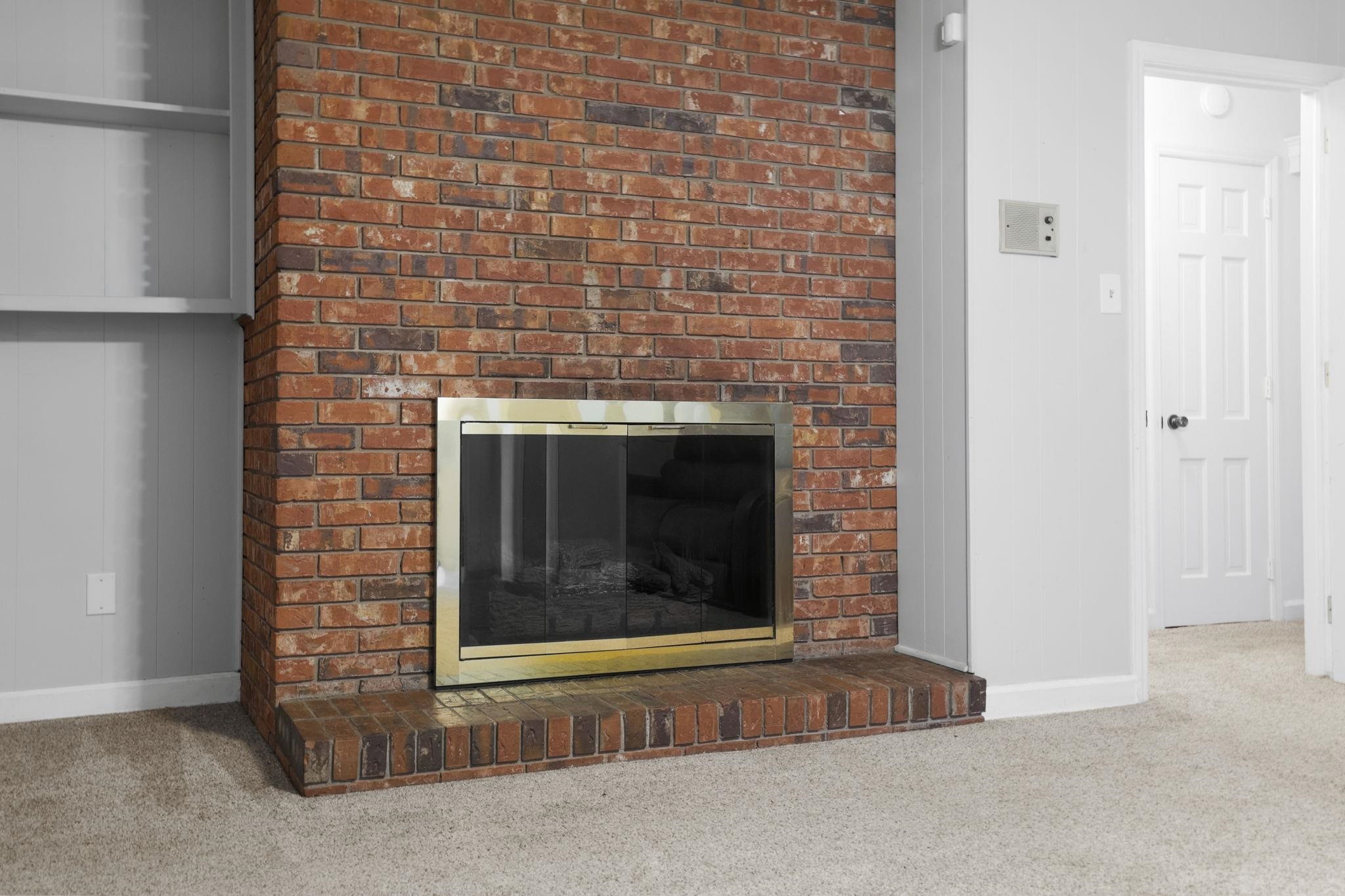 108 Sunline Place