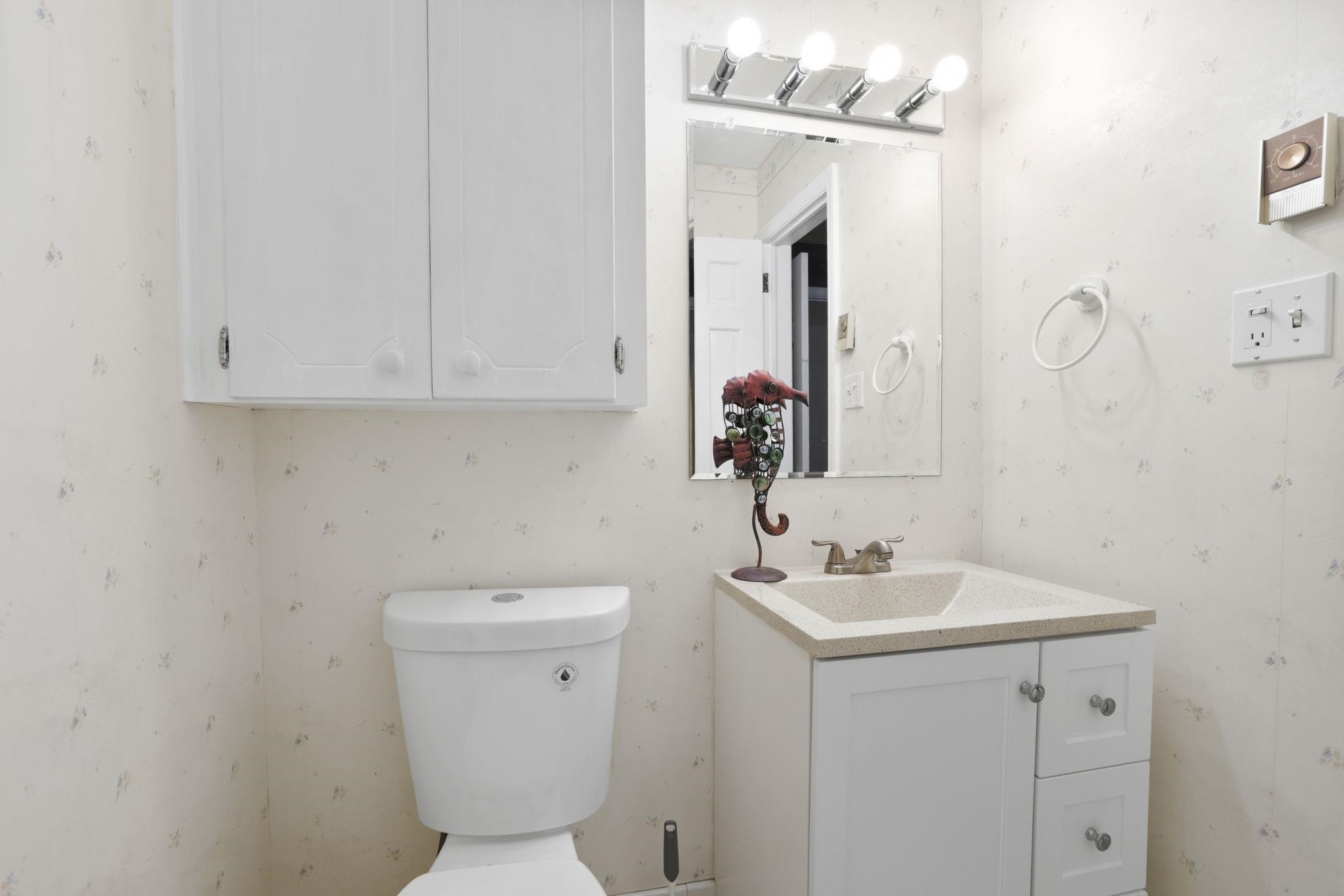 108 Sunline Place