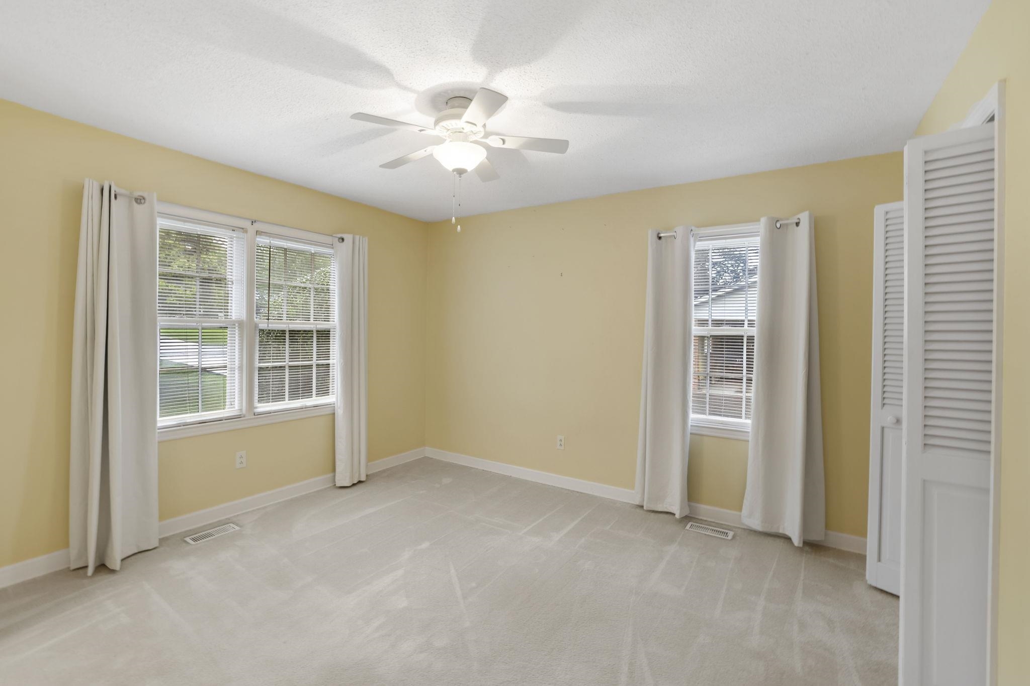 108 Sunline Place