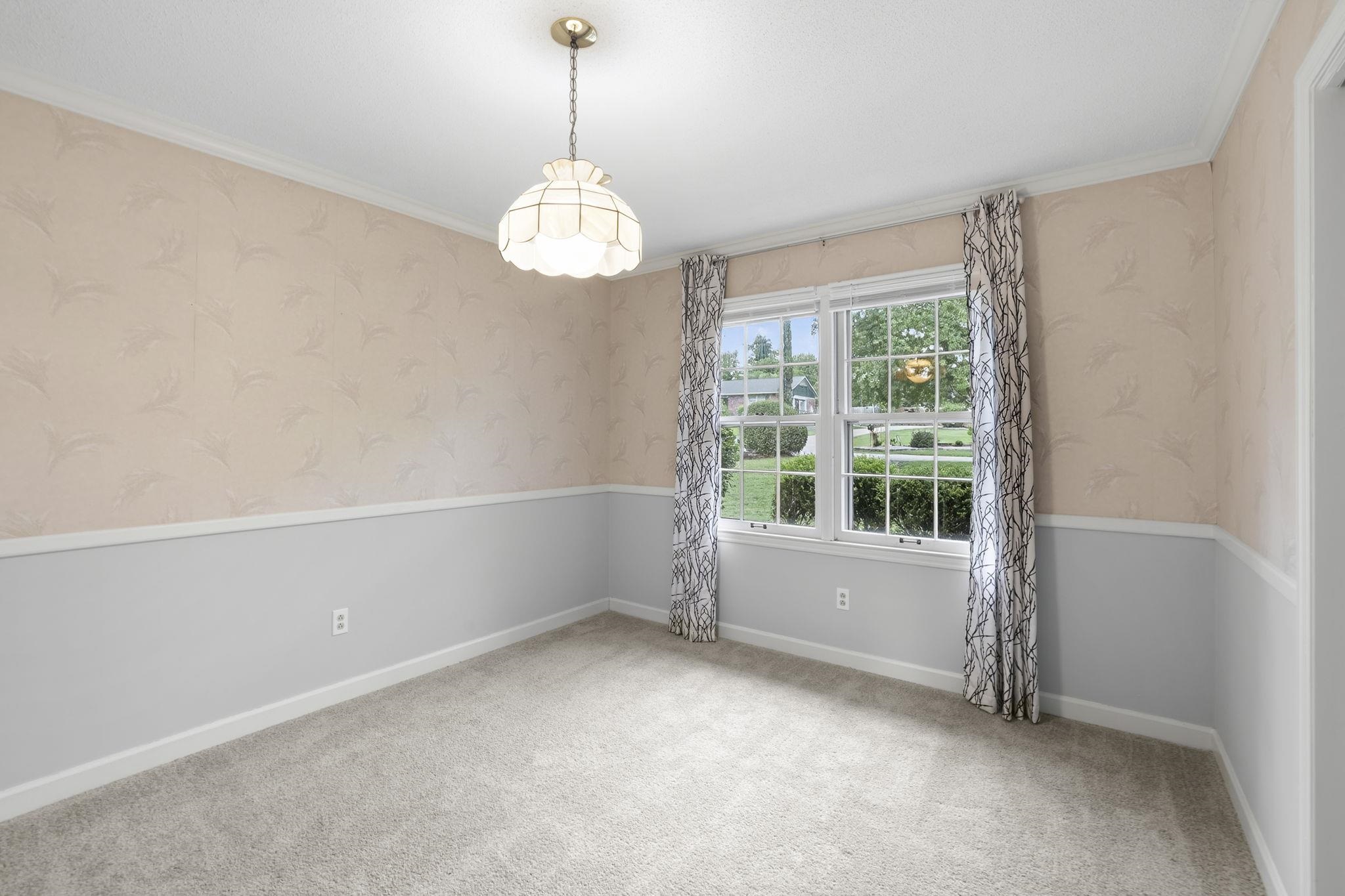 108 Sunline Place