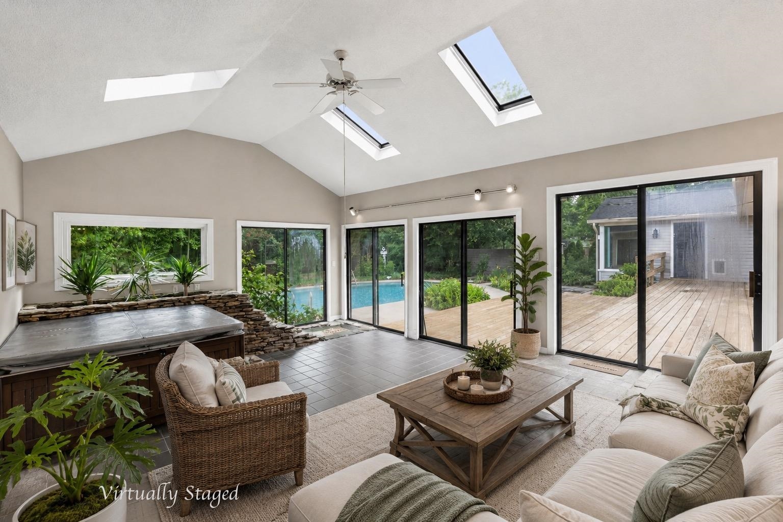 108 Sunline Place
