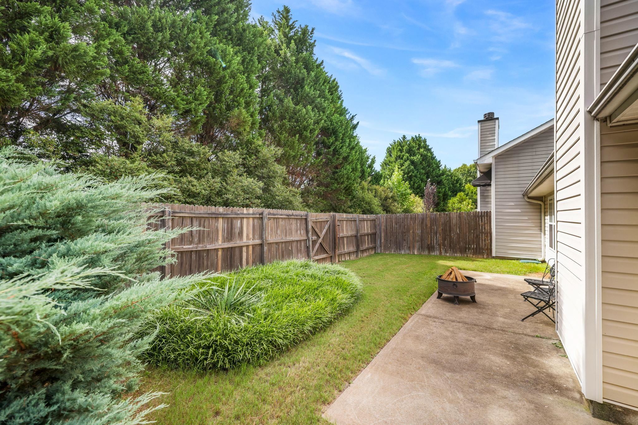 10 River Birch Way