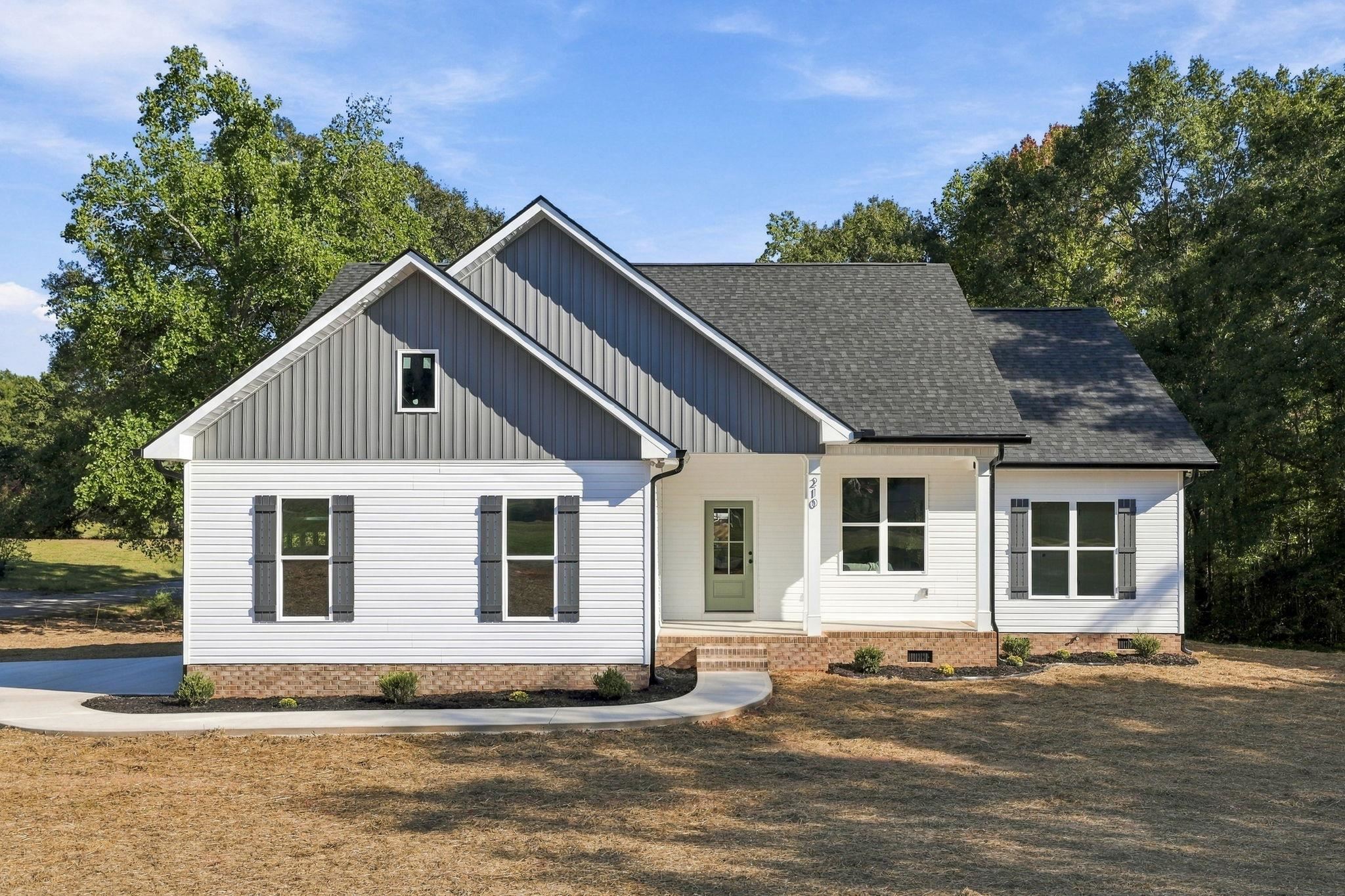 210 Lakeview Drive
