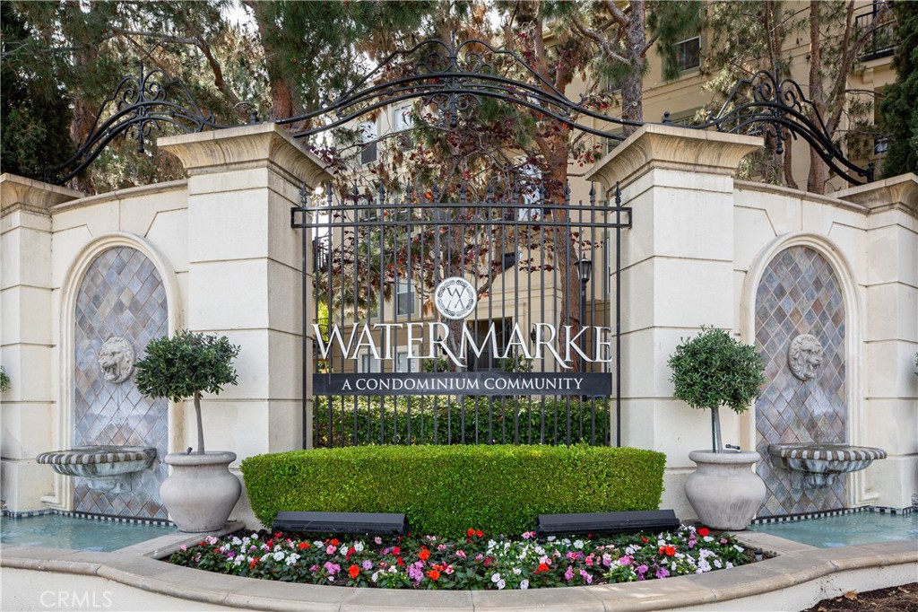 2110 Watermarke Place