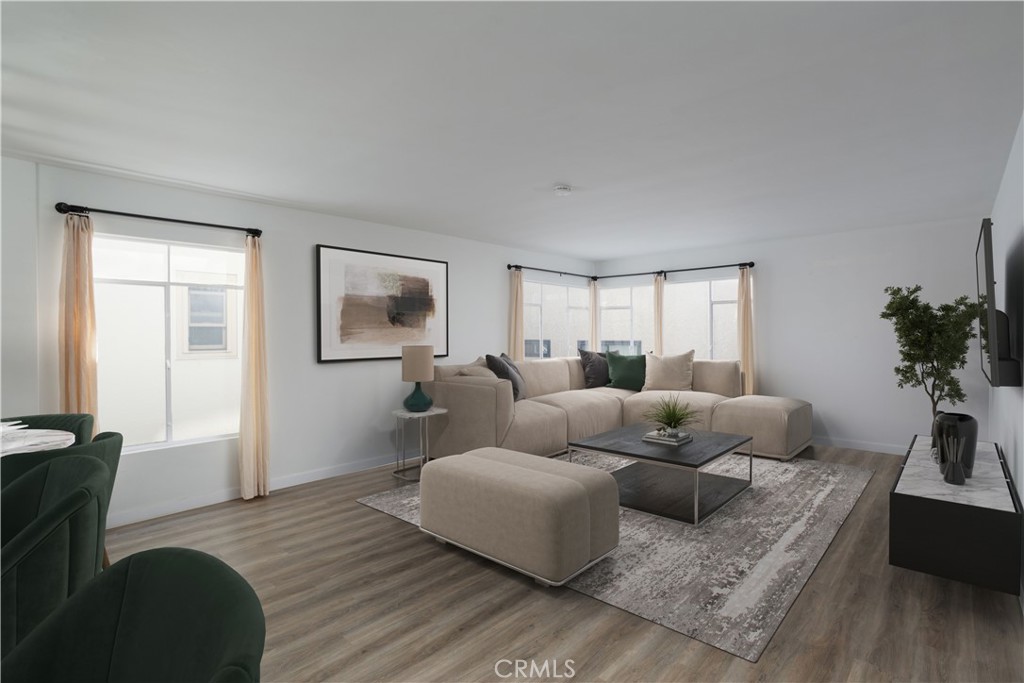 1250 E Ocean Boulevard 307