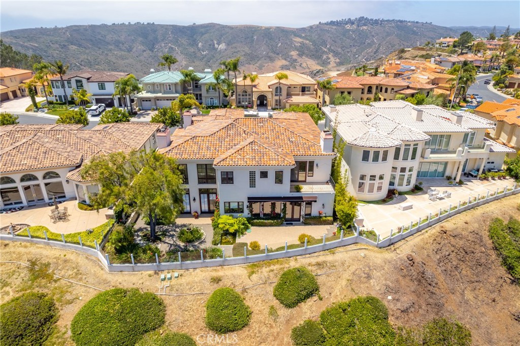 32 Vista Montemar
