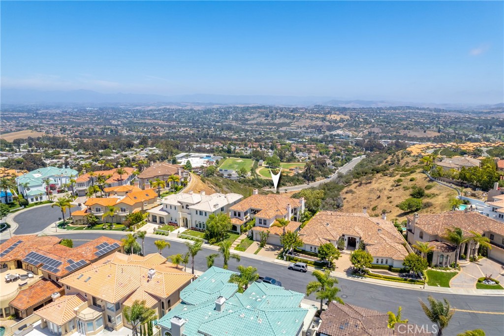 32 Vista Montemar