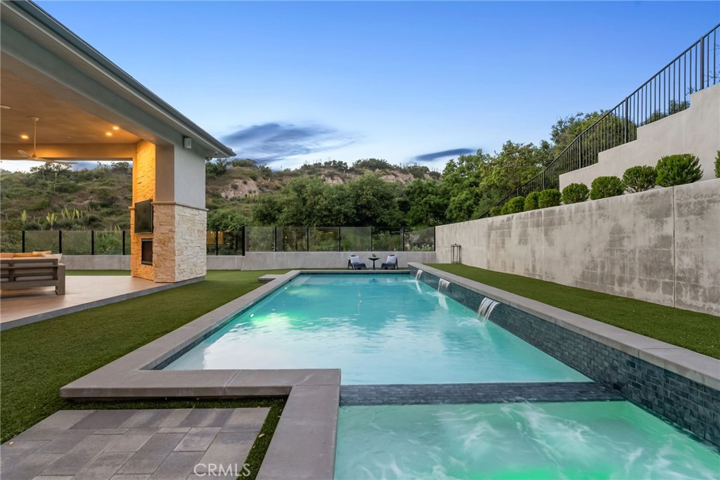 19892 Summit Trail Road