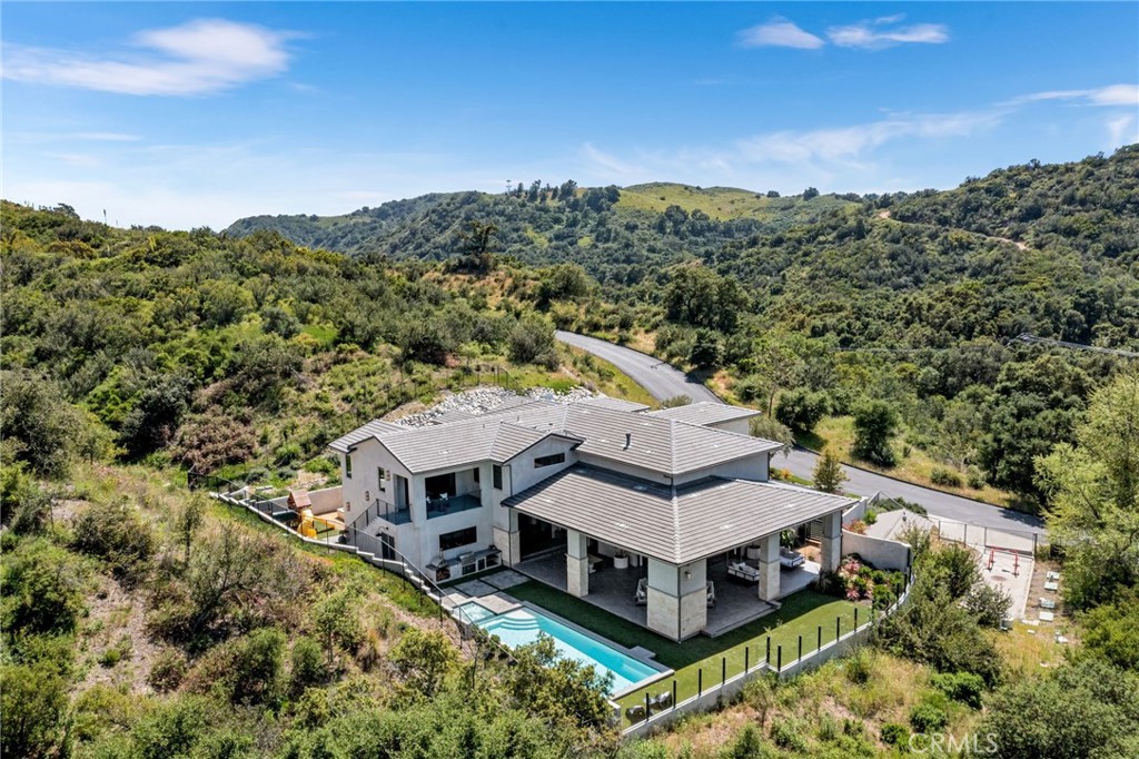 19892 Summit Trail Road