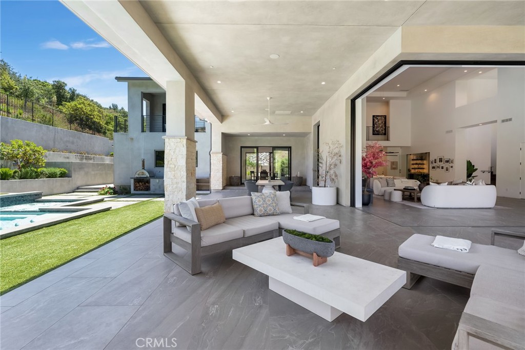 19892 Summit Trail Road