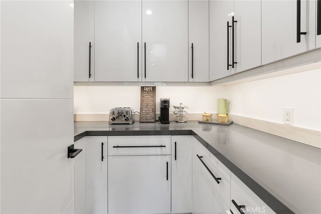 19892 Summit Trail Road