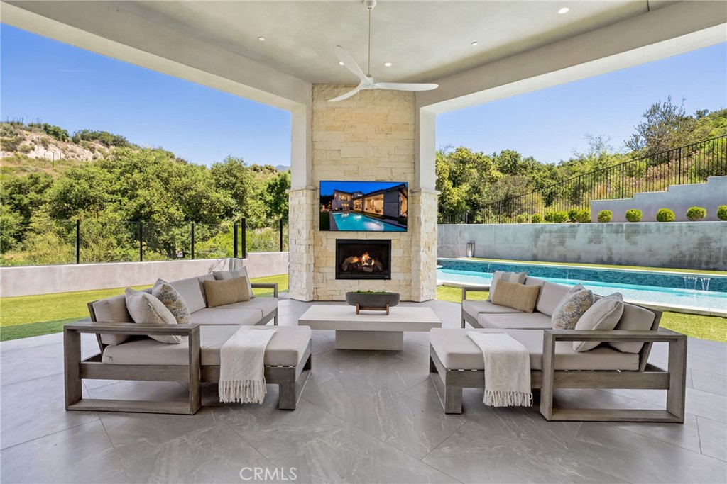 19892 Summit Trail Road