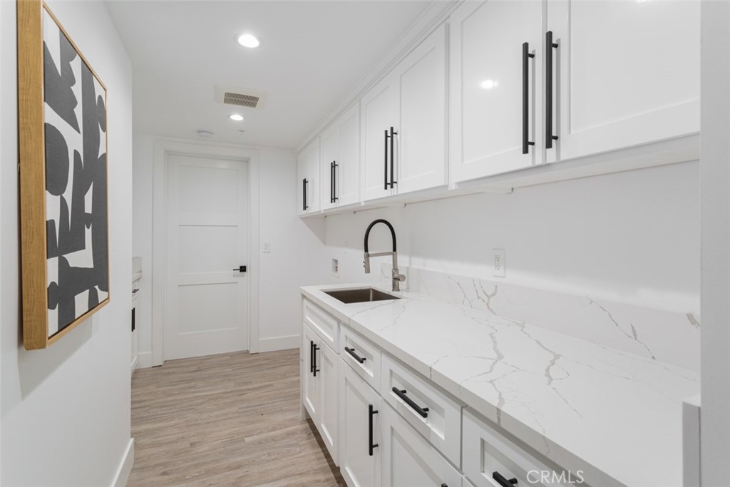 1060 Van Dyke Drive
