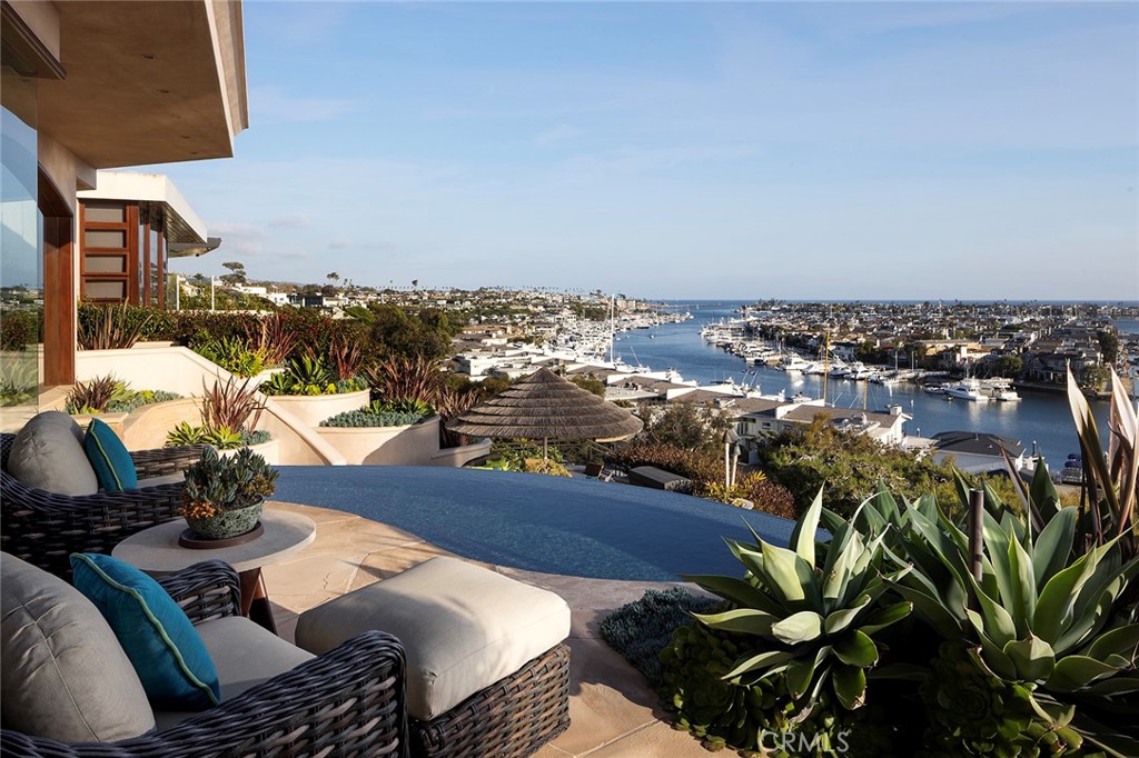 1131 Dolphin Terrace