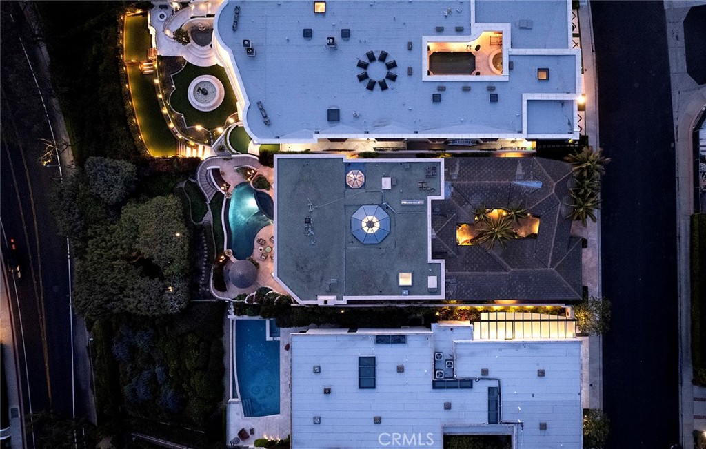 1131 Dolphin Terrace