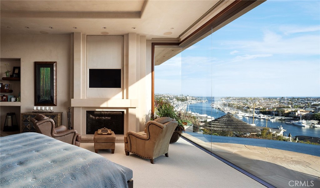 1131 Dolphin Terrace