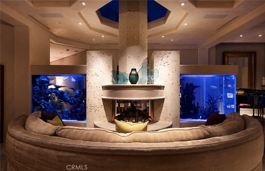 1131 Dolphin Terrace