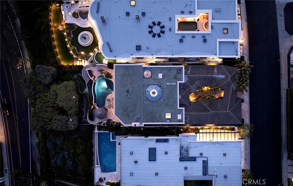 1131 Dolphin Terrace