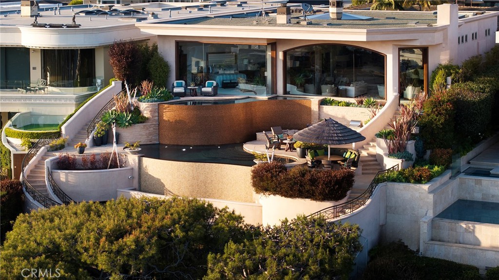 1131 Dolphin Terrace