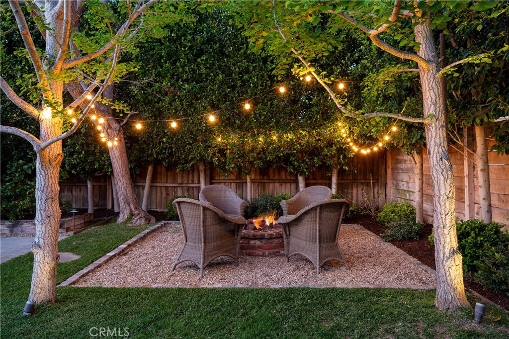 2400 Holly Lane
