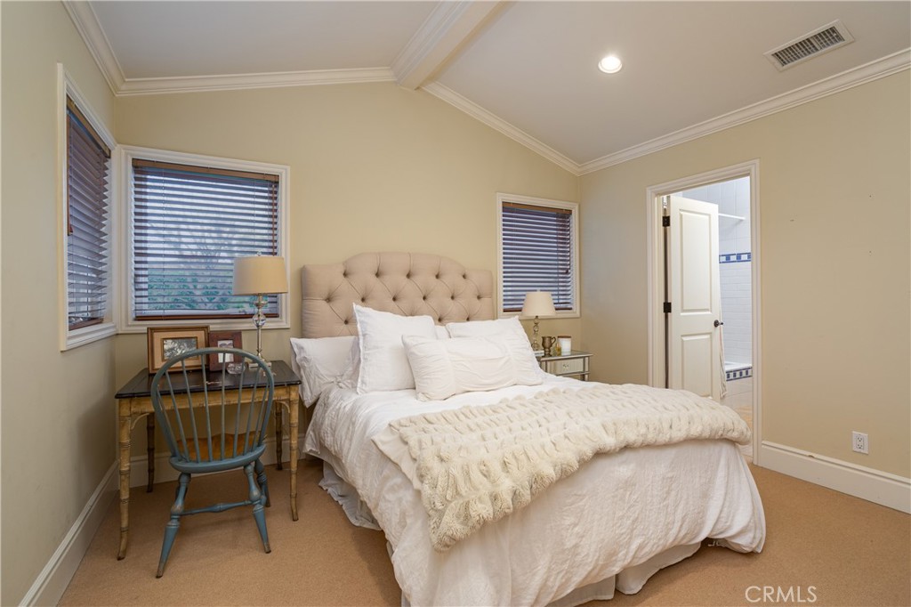 2400 Holly Lane