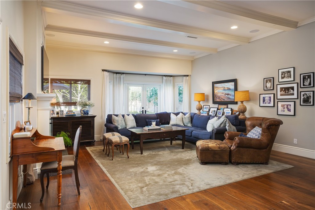 2400 Holly Lane