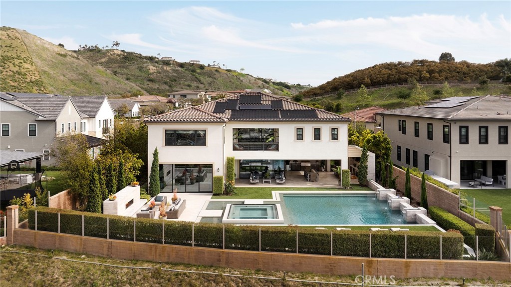 26705 Paseo Campanilla