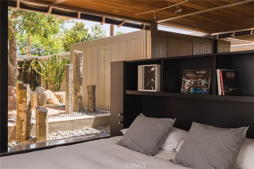 1950 E Desert Palms Drive